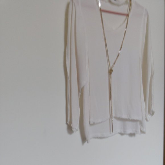 white top - Picture 4 of 8